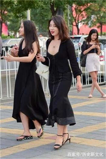 想在浴室和你买可乐