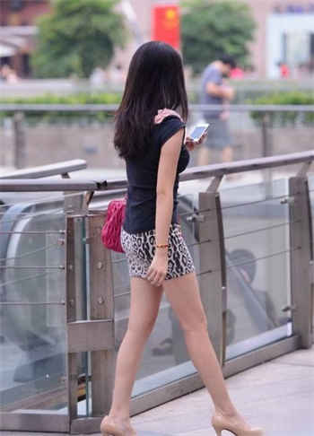 婚内燃情余先生请多指教