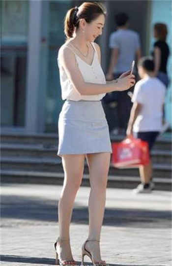 妻子的兼职工作中文
