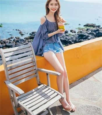 值此新春佳节之际