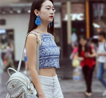 小鹿酱粉色洛丽塔