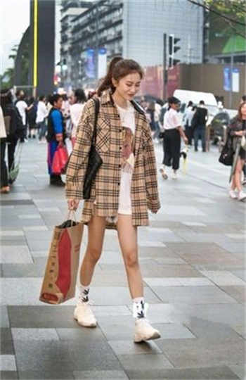 电车狼下载手机中文版