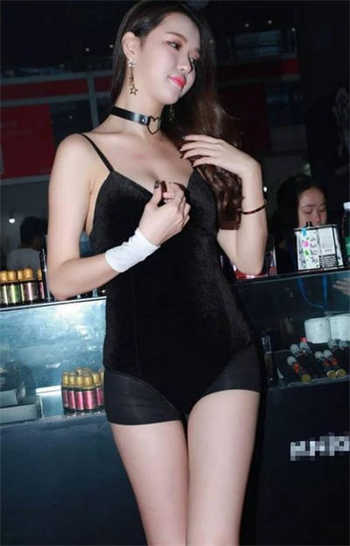 与前女友碰头张芸熙