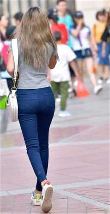 龙腾小说校园公交