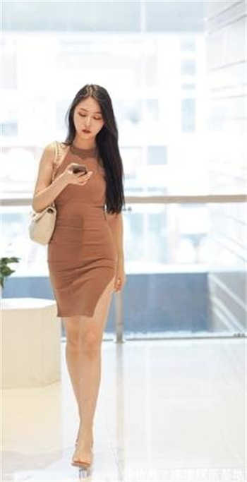 麻豆女演员谁后背有纹身