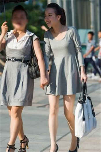 父女在一起有了关系100例