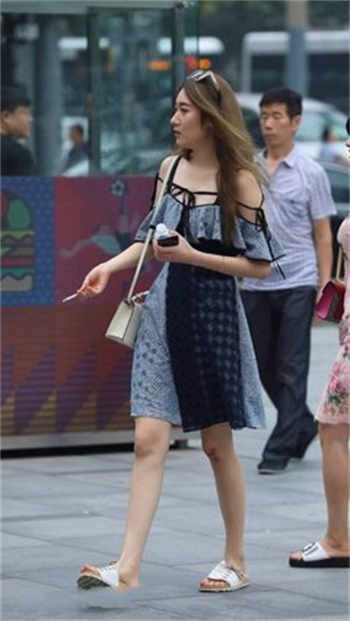 爱草人在线视频免费播放