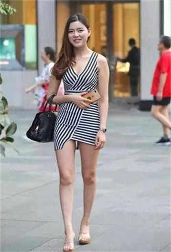 邻居的妻子2