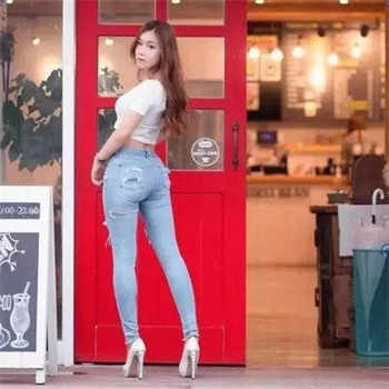 快手小奶悠菜微密圈