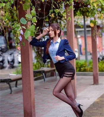 地涌金莲花