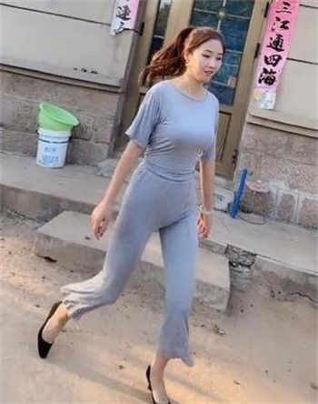 蝴蝶中文谷娱乐网