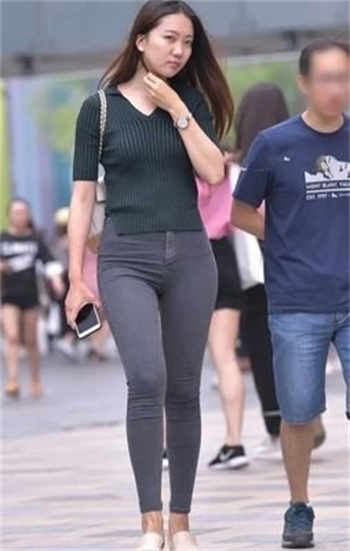 穿越女主姓冷的妃子