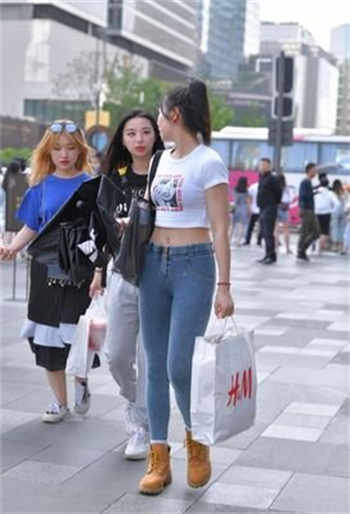 巨 奶 揉 公车 轮流