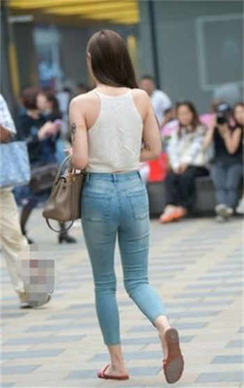 avkh017女主角是谁