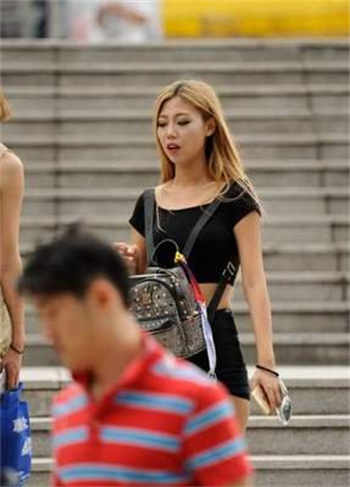 腹黑首领的甜心boss妻
