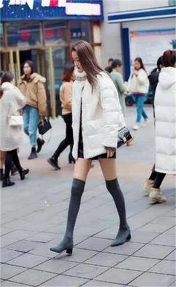 不要频繁的跟一个人聊天