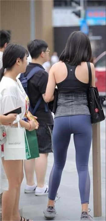 戚小怜照片